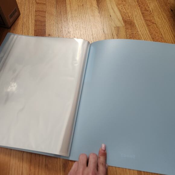 New Art Display Book Pink Cover 9x12 - Picture 4 of 4